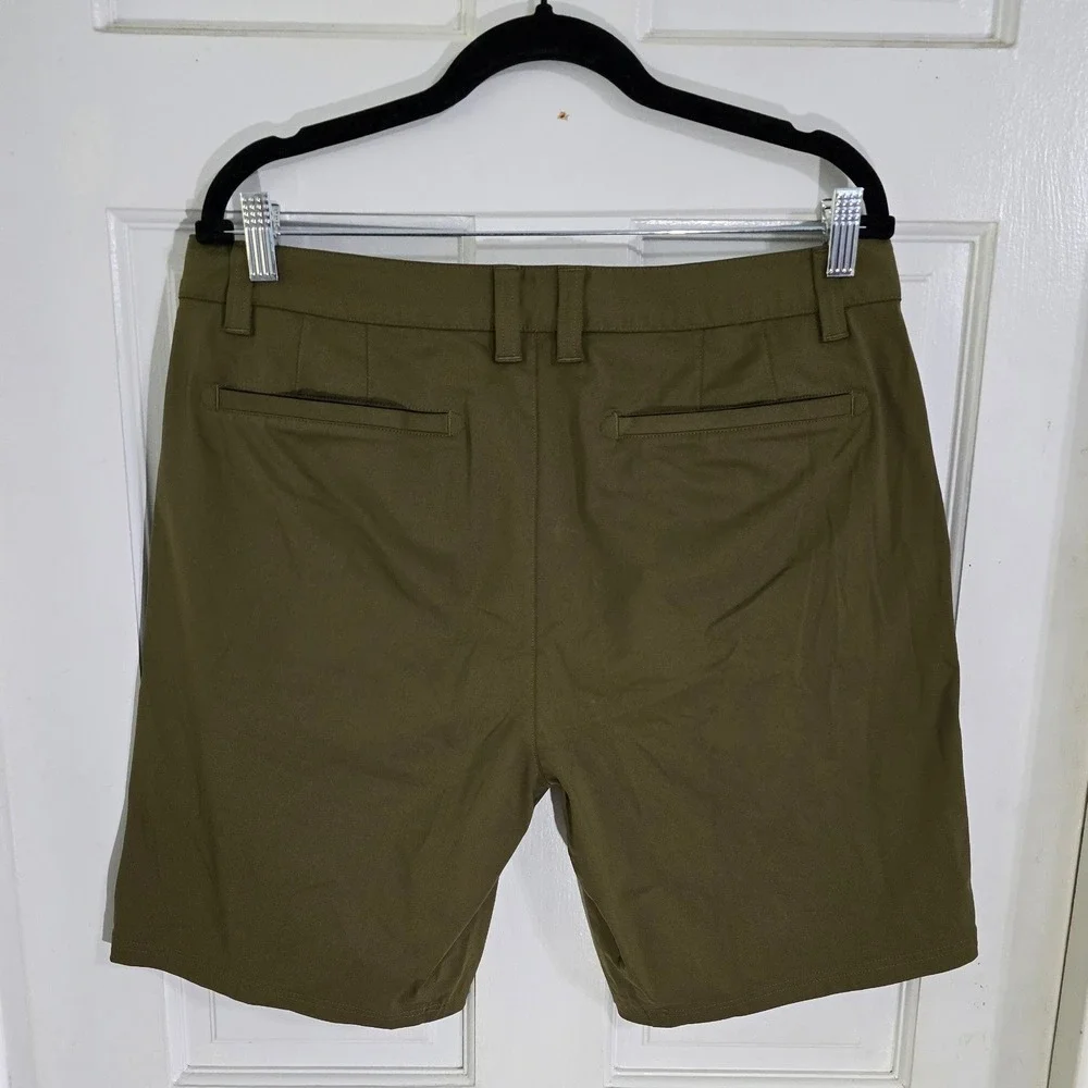 Rhone Mens 34 Shorts The Next Crazy‎ Adventure Olive Green Athletic Golf